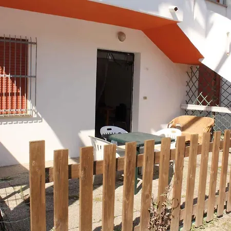 In 24940 Rosolina Mare
